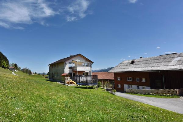 Ferienhof Feurle, Book Lejlighed Hoteller i Vorarlberg med parkering, Parkering