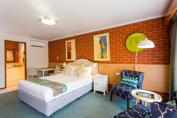 Yackandandah Central, Book Motel Victoria hoteller med parkering, Parkering