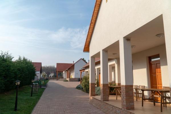 Kun Pista Vendégház, Book Pension Vértesboglár Fejer