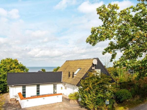4 star holiday home in Allingåbro, Book Feriehus Villaer i Midtjylland, Villa