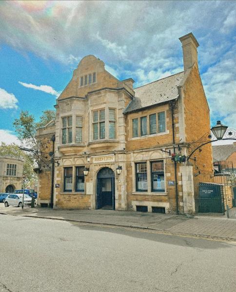 The Red lion